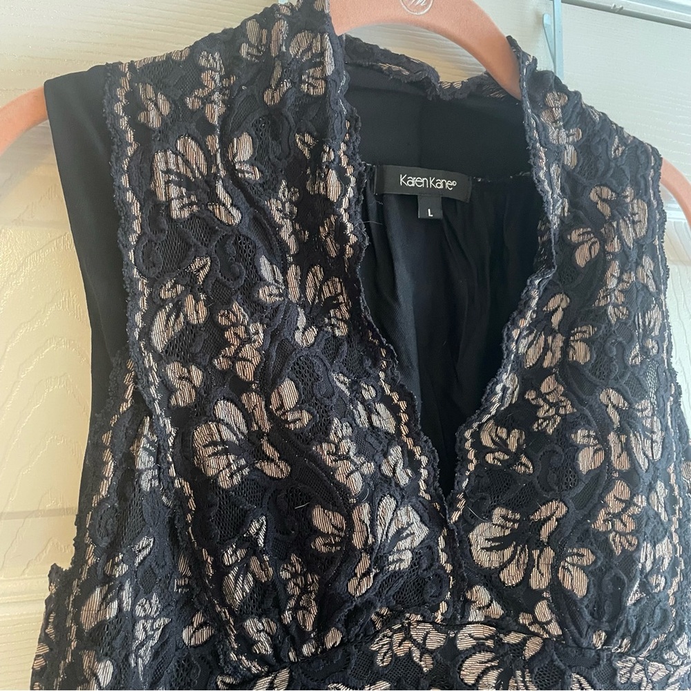 Karen Kane Large Black Tan Floral Lace Sleeveless Top - Picture 3 of 12